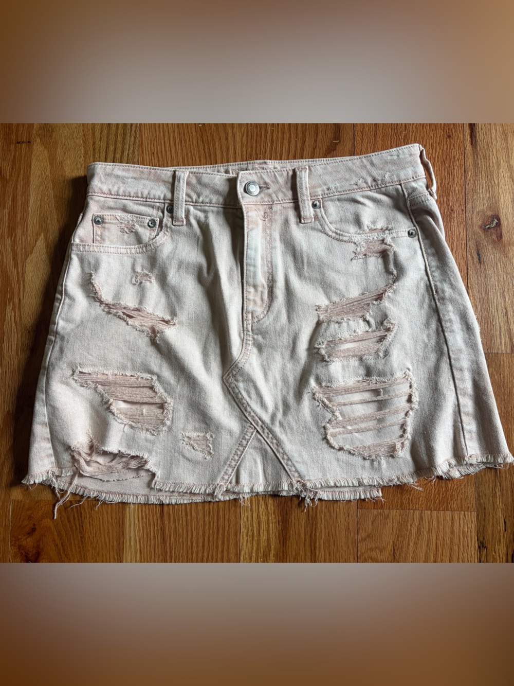 American Eagles super stretched woman skirt very nice and comfortable